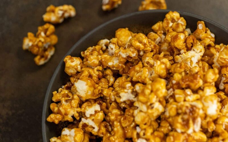 pop corn caramel